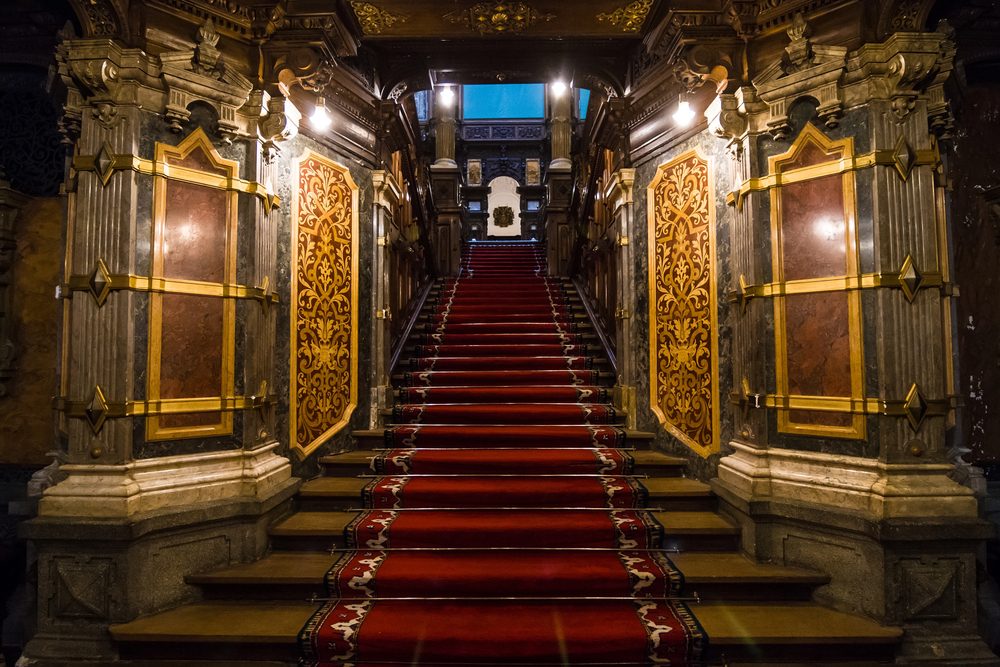 castele-din-romania-interior-peles