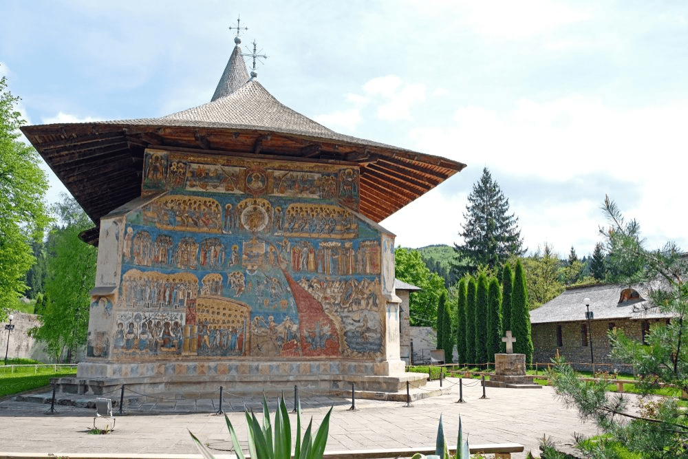 manastirea-voronet