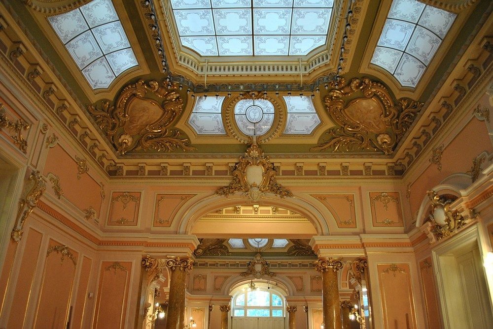 interior-palatul-jean-mihail